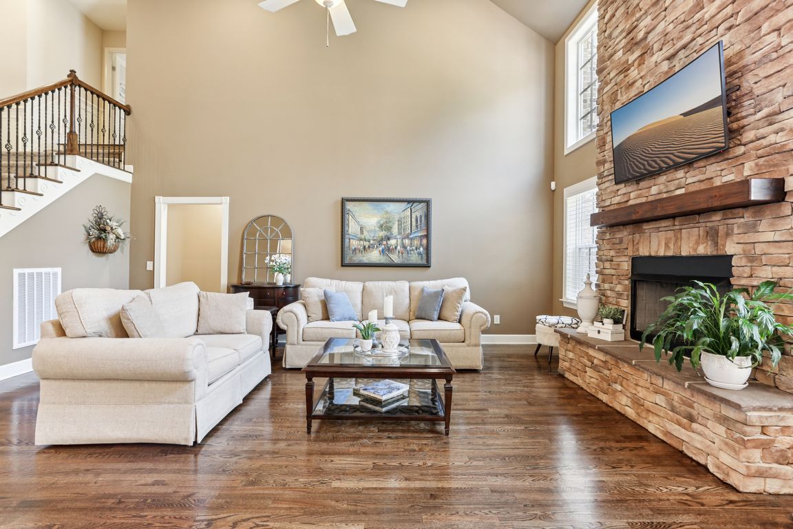 next background image