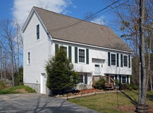 26 Dow Ln, Center Barnstead, NH 03225