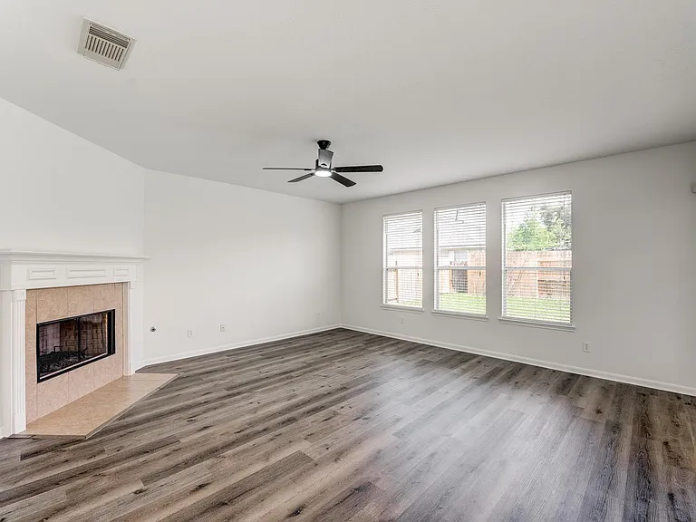 16906 Shoal Park Dr — Photo 8