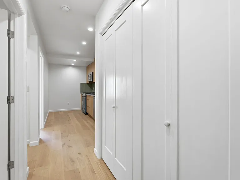 1221 Waller St #A — Photo 7