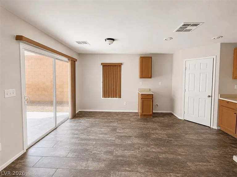 71 Jewel Mine Ave — Photo 6