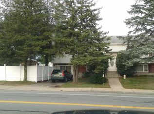 288 Slocum Rd, Dartmouth, MA 02747