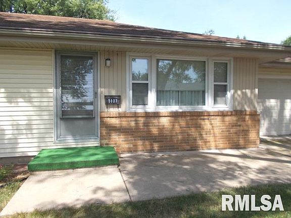 2nd image of 5107 N Graceland Dr