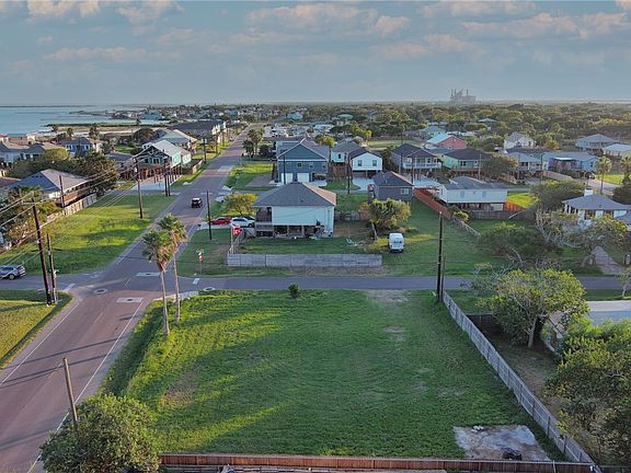 3rd image of 3626 Laguna Shores Rd