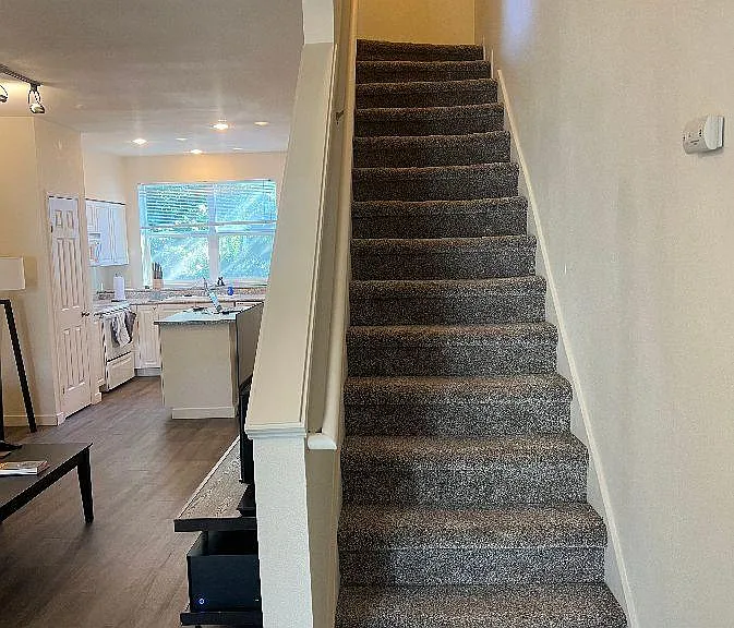724 SE Fairwinds Loop — Photo 40