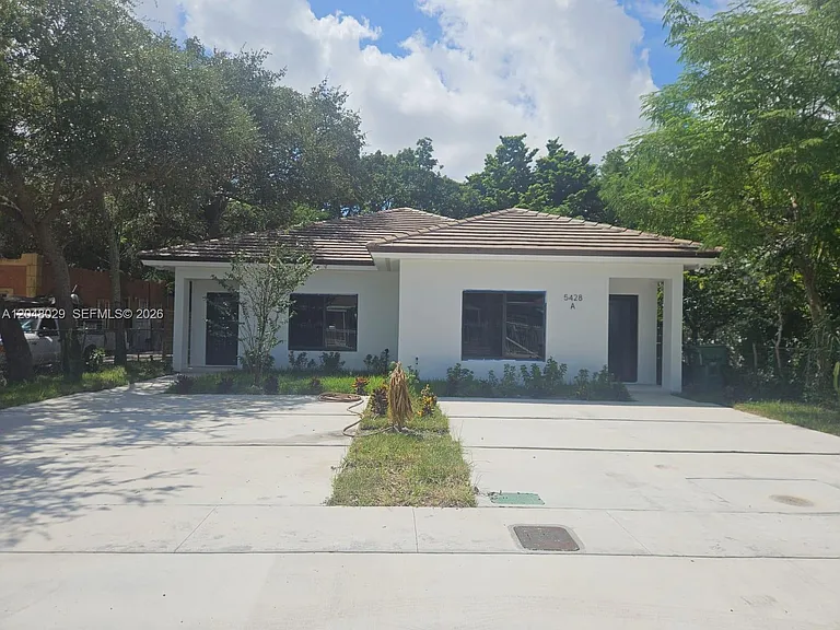 5428 NW 3rd Ave #B — Photo 1