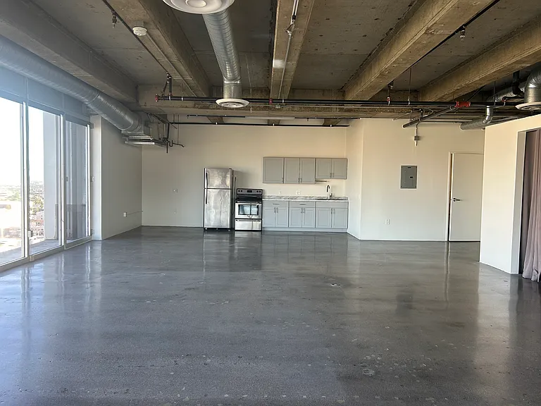 2404 Wilshire Blvd #PHF — Photo 3
