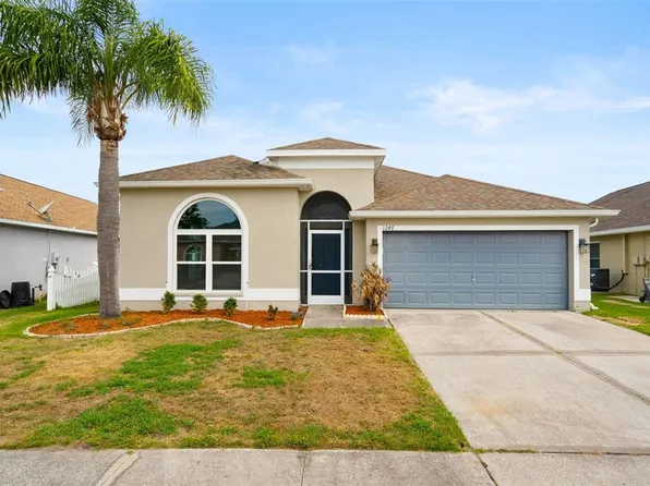 1247 Vinetree Dr, Brandon, FL 33510