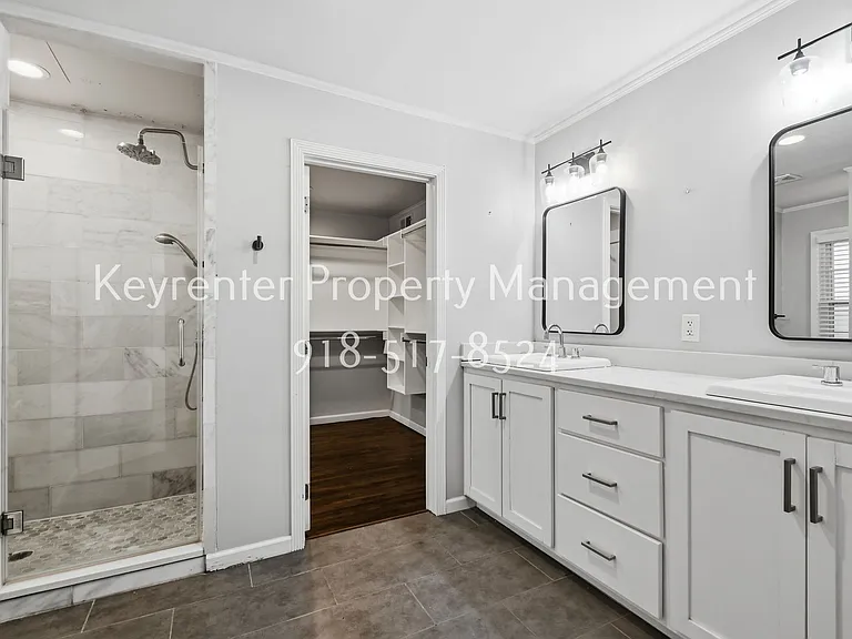 3325 S Yorktown Ave — Photo 15