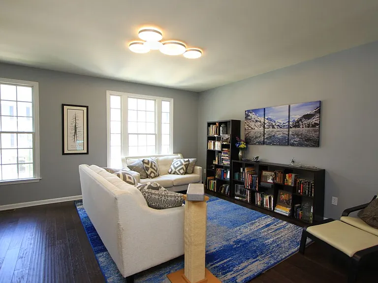 129 Parkway Ct — Photo 6