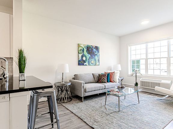 2nd image of 21 Lakeside Ave #210