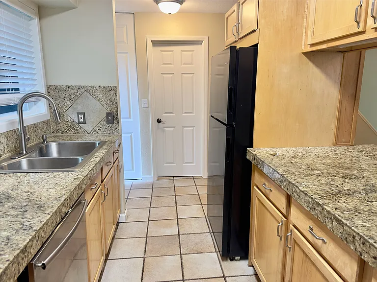 4 Touchstone Dr #155 — Photo 4