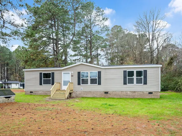 4113 State Highway 96 N, Selma, NC 27576