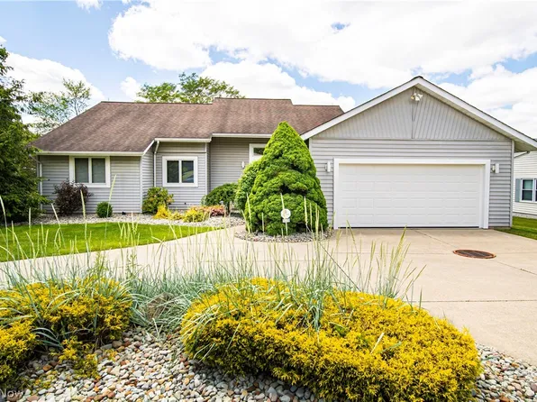 14770 Springdale Ave, Middlefield, OH 44062