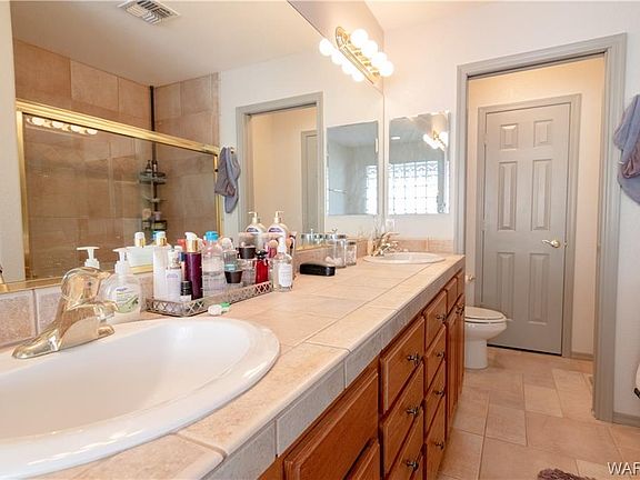 4th image of 2108 E Sandtrap Ln
