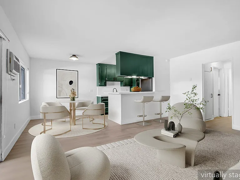 1333 N Martel — Photo 15