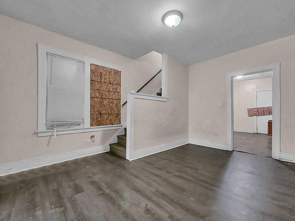 4th image of 116 Belvidere Ave