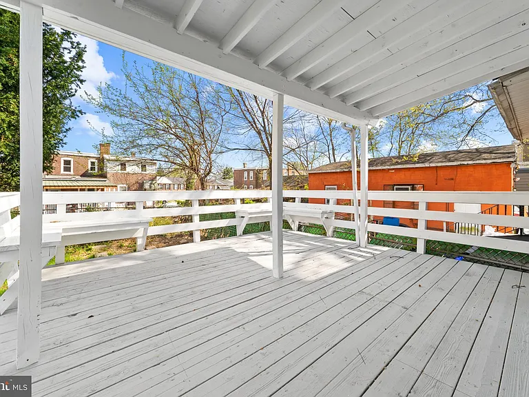 7608 Chelwynde Ave — Photo 23
