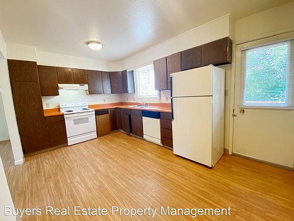 2nd image of 8810 Cordell Cir APT 3
