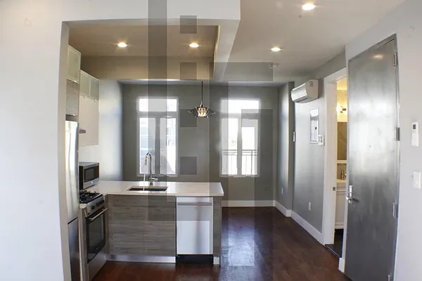 Rented by Loom Group | media 53