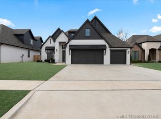 4011 W Albuquerque St, Broken Arrow, OK 74011