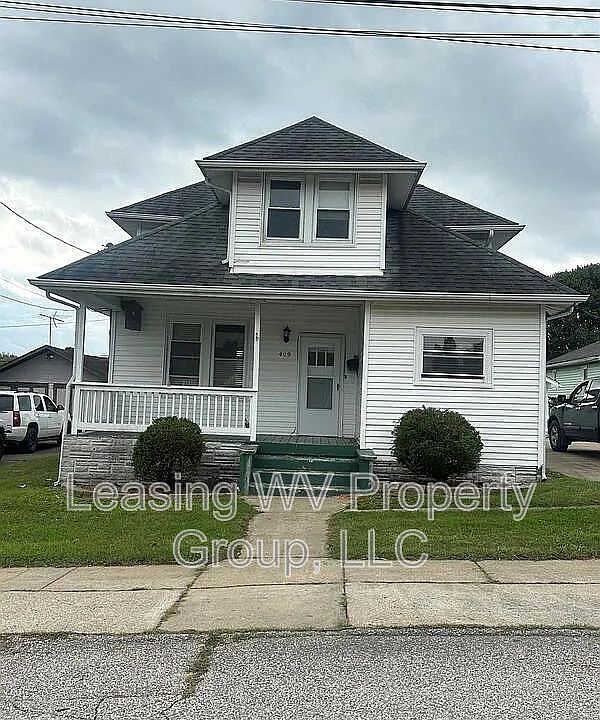 1st image of 409 High School Ave