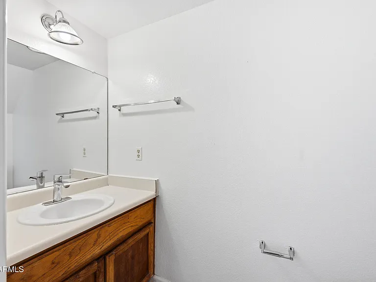 12231 N 21st Ave #3 — Photo 11