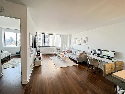 Rented by Compass | media 1