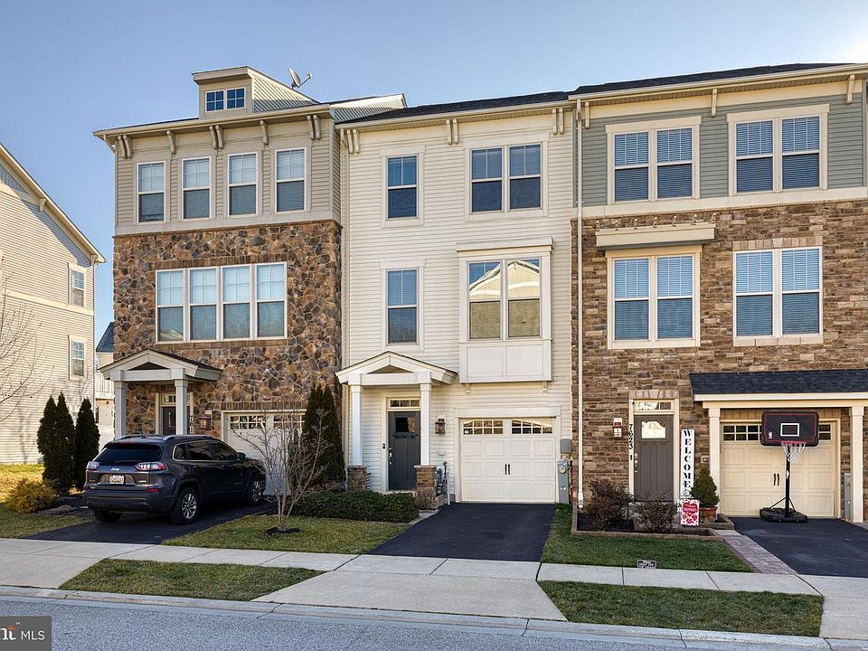 1st image of 7621 Lyndon Ct