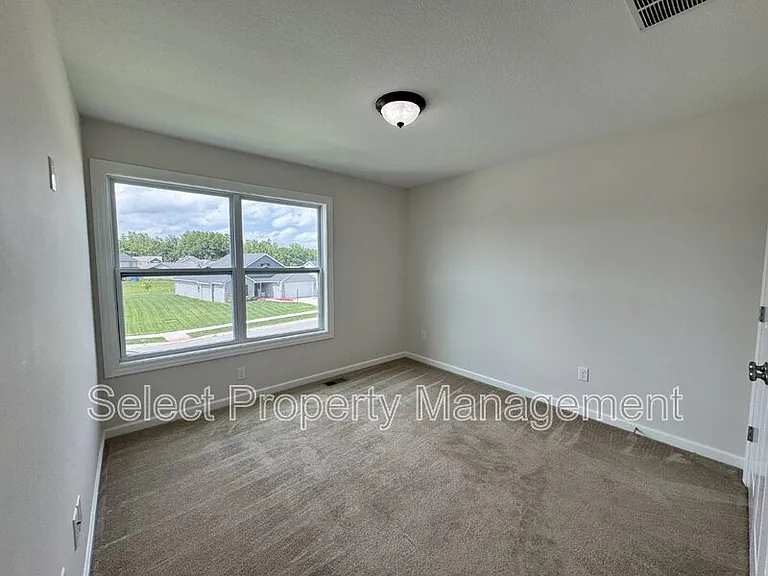 2239 Rittenhouse Pl — Photo 13