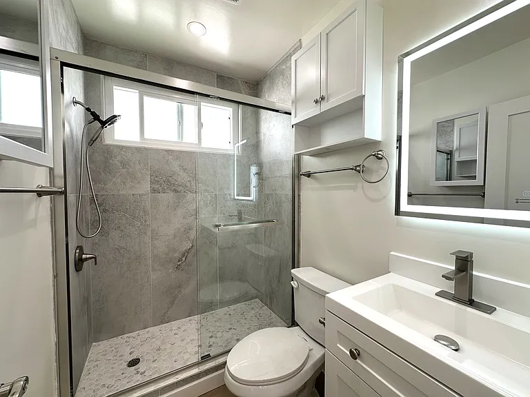 1734 Barry Ave #8 — Photo 5