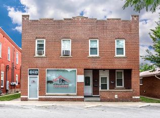 1216 Main St #21, Highland, IL 62249