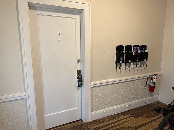 3rd image of 1279 Belmont Ter APT 1
