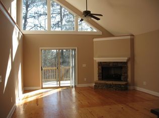 37 Hinterstraten Weg, Helen, GA 30545