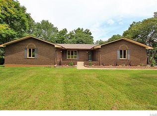 2696 Wycliff Dr, Farmington, MO 63640
