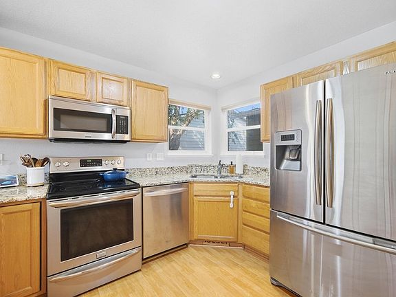 5th image of 2905 Neil Dr #16