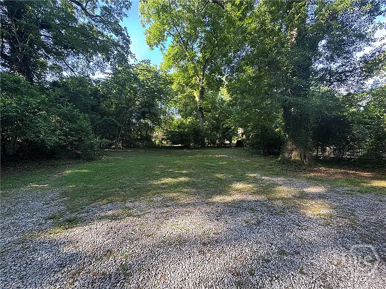 253 Springdale St — Photo 13