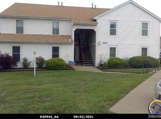 5805 SW 22nd Ter APT 4, Topeka, KS 66614
