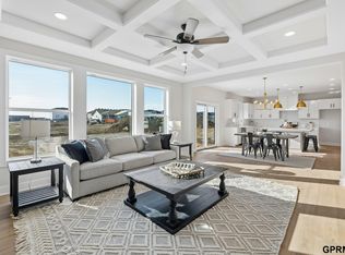 12361 Fenwick St, Papillion, NE 68046