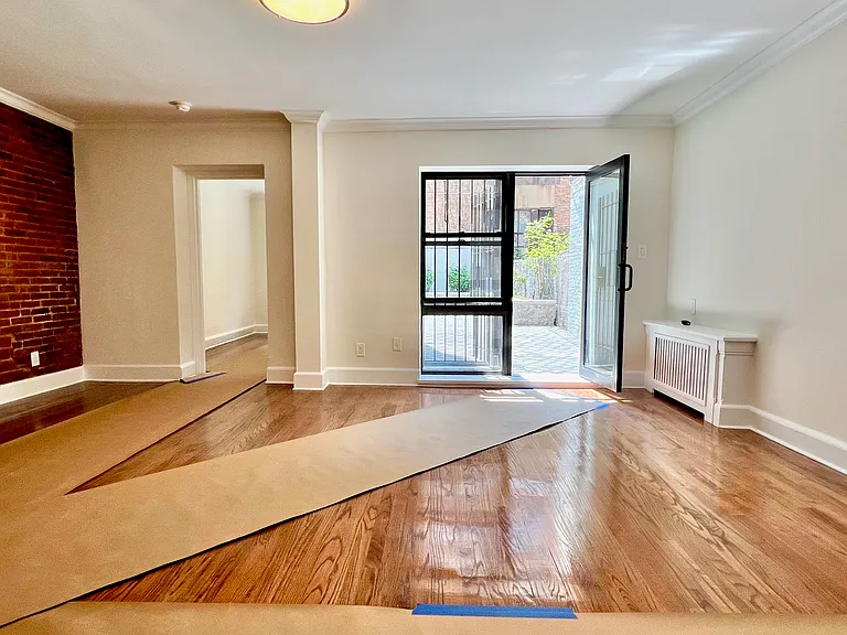 138 W 92nd St #1R — Photo 5