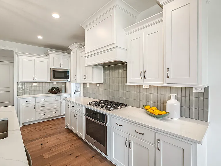 18401 Monrovia St — Photo 28