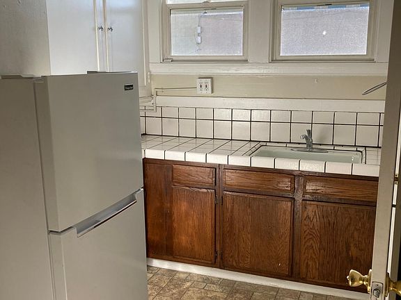 5th image of 268 Lorton Ave