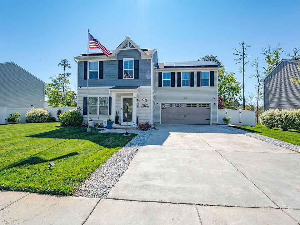 1st image of 63 Galleria Dr