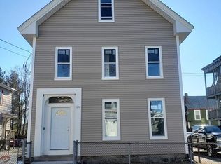59 3rd St, Lowell, MA 01850