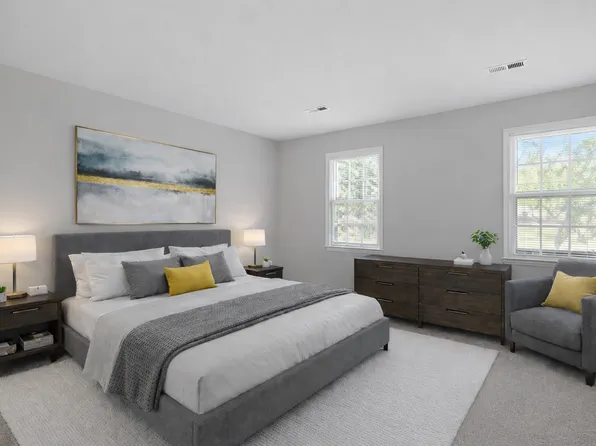 5208 Windwood Ct, Raleigh, NC 27609