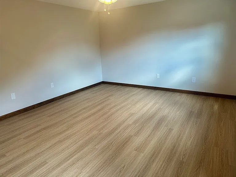 52 Frederick St #26 — Photo 17