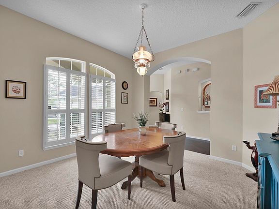 4th image of 749 Blackmoor Gate Ln