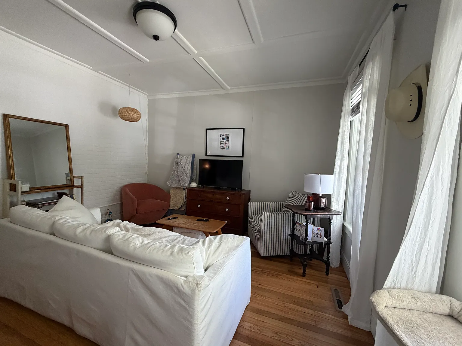 2 bed, 765 sqft, $2,195 — Photo 3