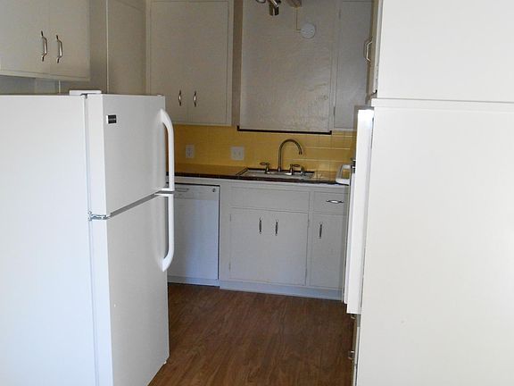 5th image of 751 Layne Ct