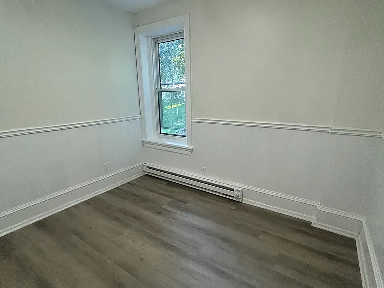 1207 W Norwegian St — Photo 14